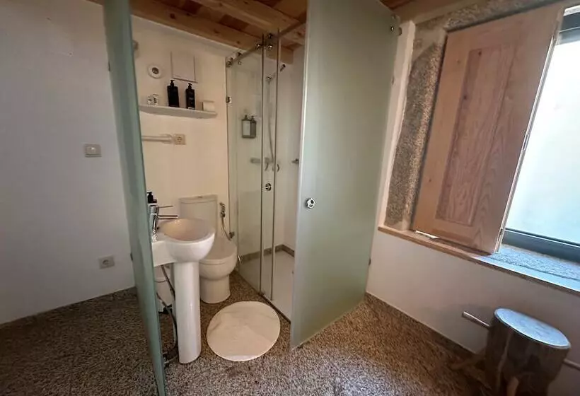 Aamiaismajoitus (B&B) Quinta De São Pedro De Vir A Corça Em Monsanto