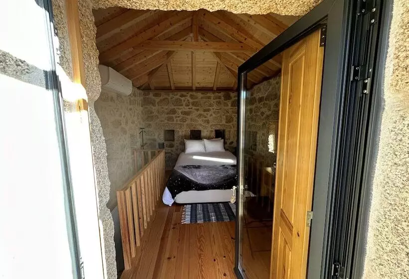 Aamiaismajoitus (B&B) Quinta De São Pedro De Vir A Corça Em Monsanto