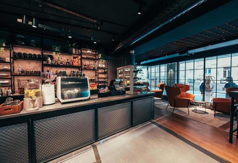 Clarion Hotel Mestari