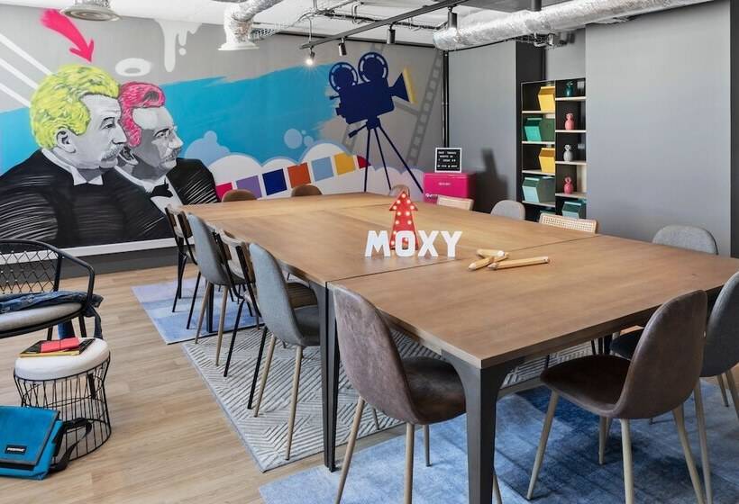 هتل Moxy La Ciotat