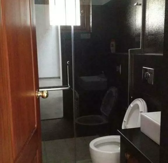 ホテル Battaramulla Boutique Villa