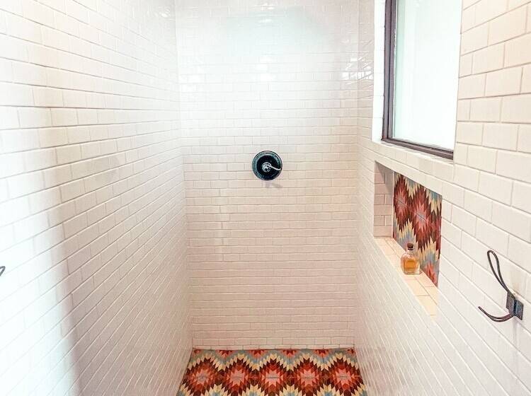 מלון כמוסות Native Residence