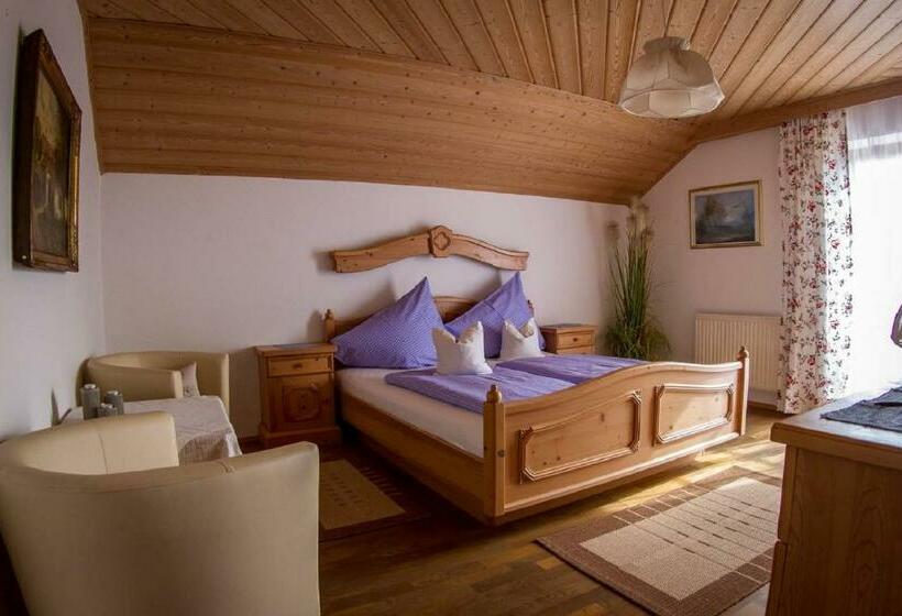 Bed and Breakfast Weingut Stoff