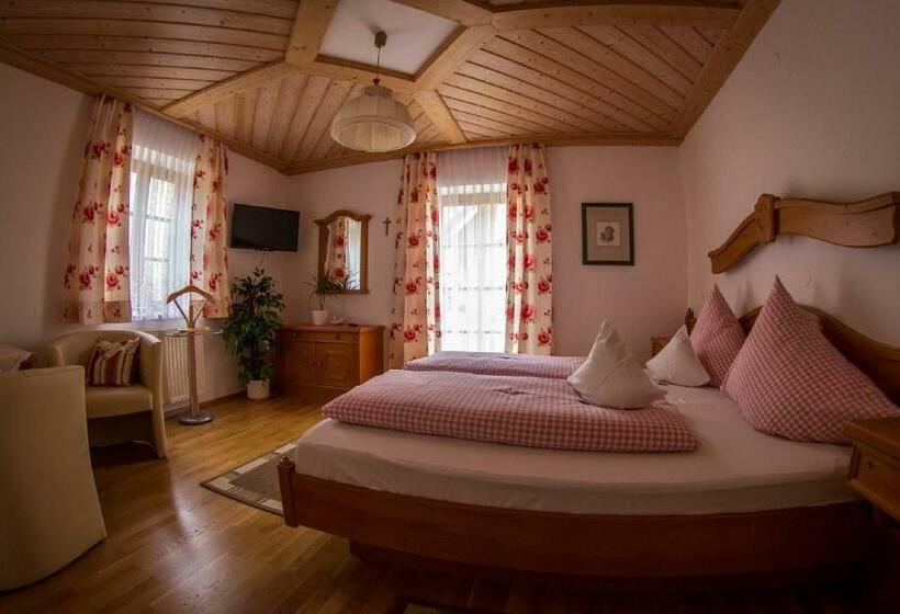 Bed and Breakfast Weingut Stoff