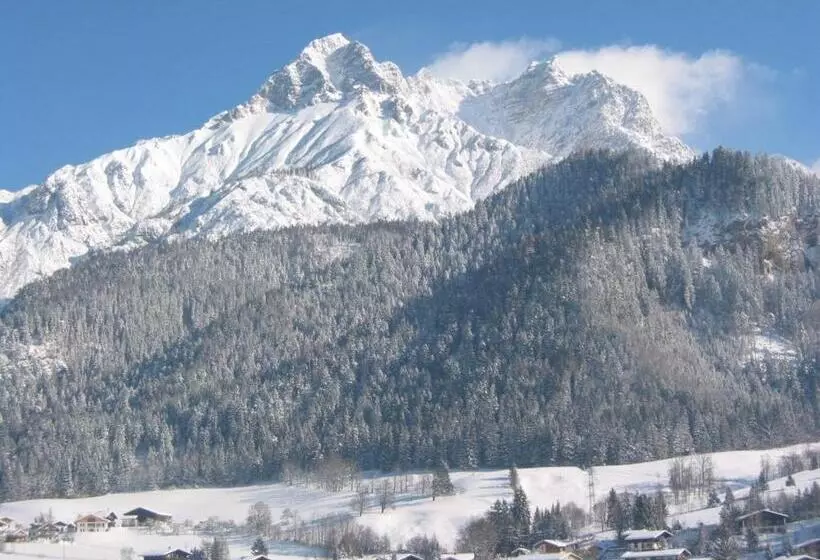ホテル Berghof