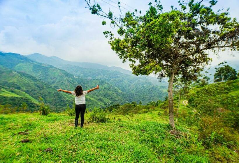 فندق Esmeralda Entre Montañas