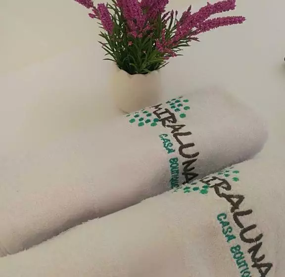 Miraluna Hotel Boutique