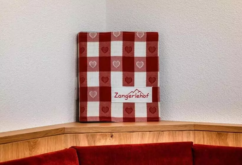 ホテル Zangerlehof