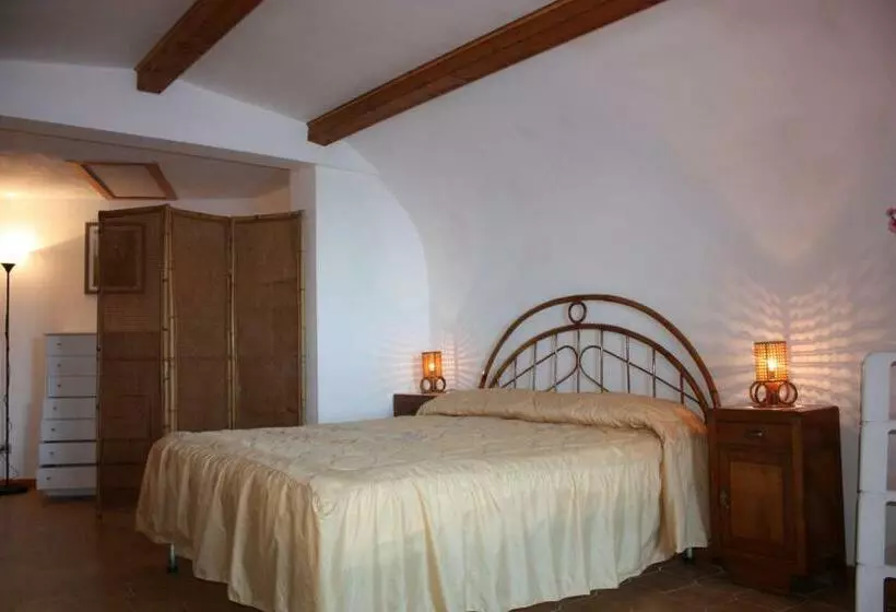ペンション Casa Reginella   Borgo Marinaro