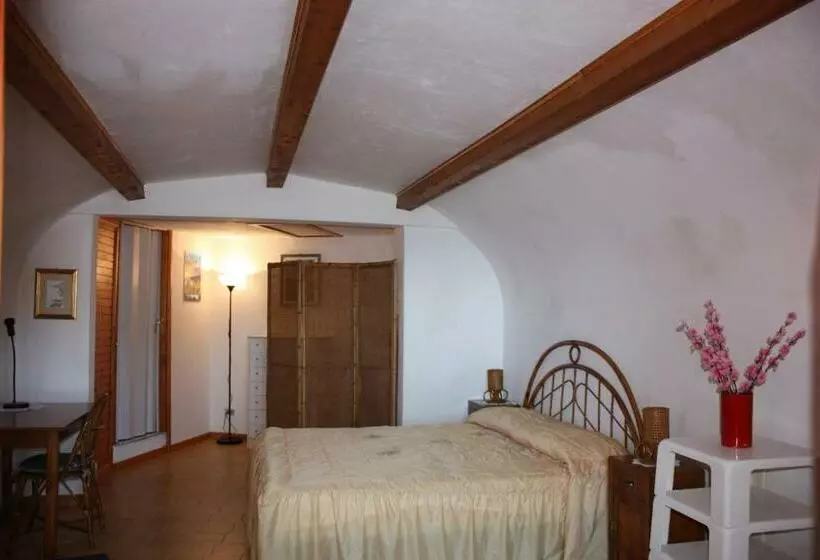 ペンション Casa Reginella   Borgo Marinaro