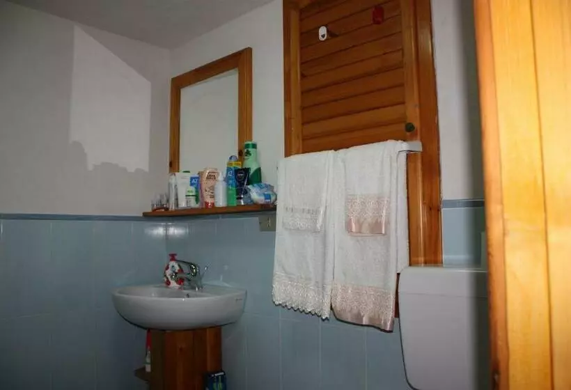 ペンション Casa Reginella   Borgo Marinaro