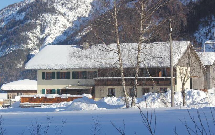 פנסיון Gastehaus Wolf