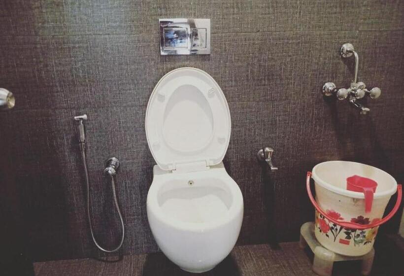 펜션 Swiss Cottage