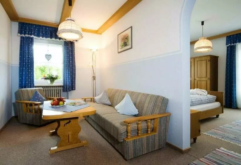 Pension Landhaus Hochfeld