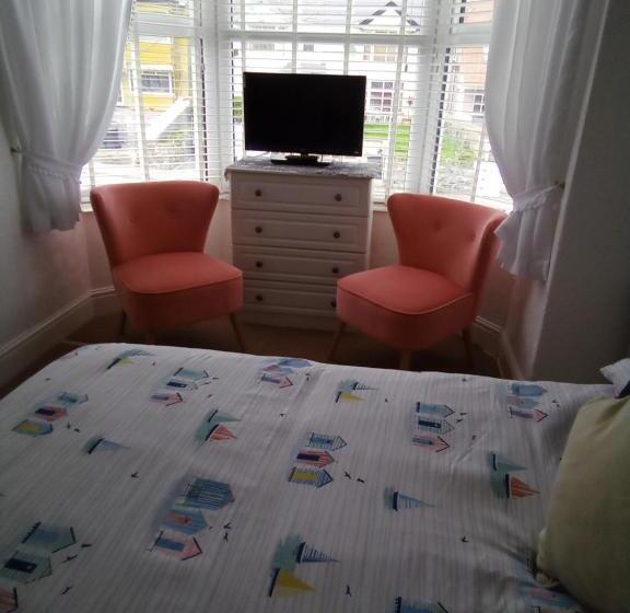 تختخواب و صبحانه Applebys Guest House