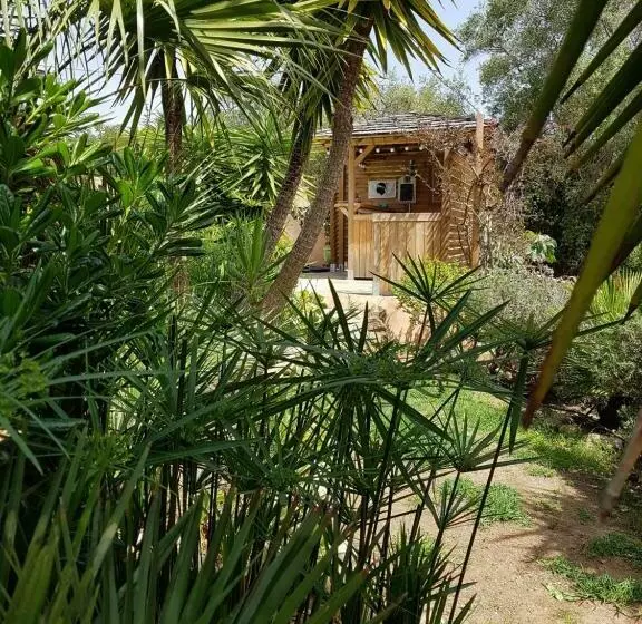 Aamiaismajoitus (B&B) Villa Mimosa