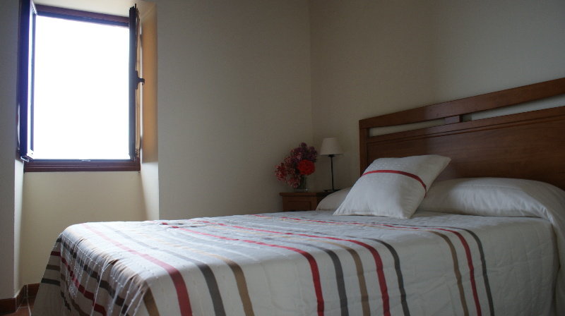 Casas Rurales Los Almendreros/los Perales