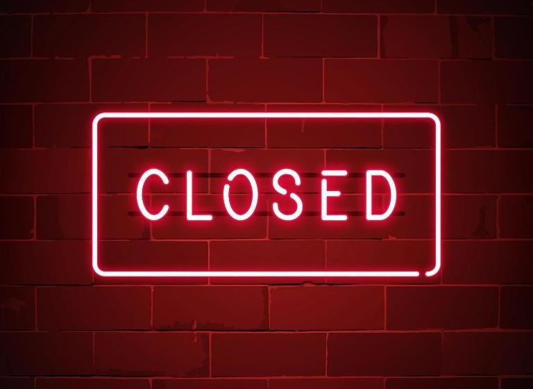 Epic Apartment With Stunning Gardens & Pool Wifi And Aircon