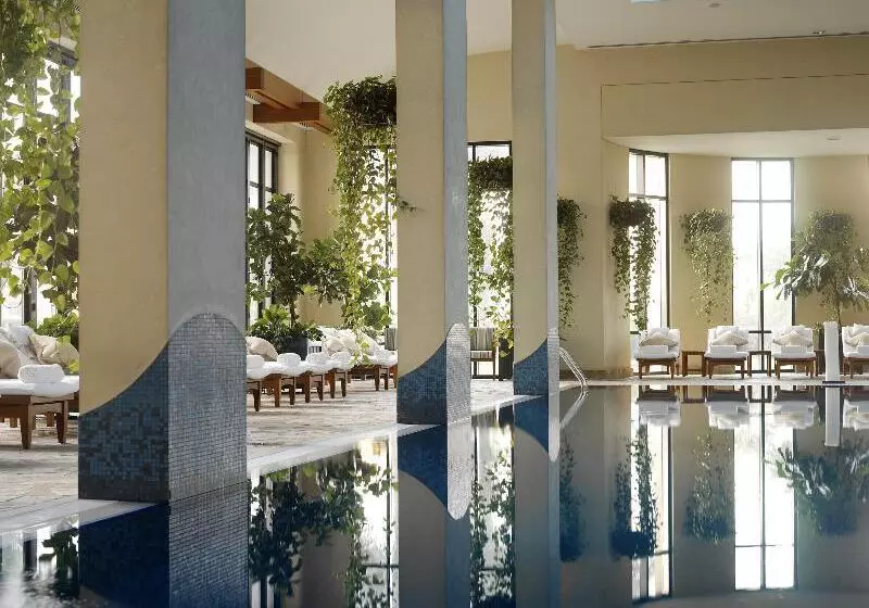 Grand Hyatt Residence