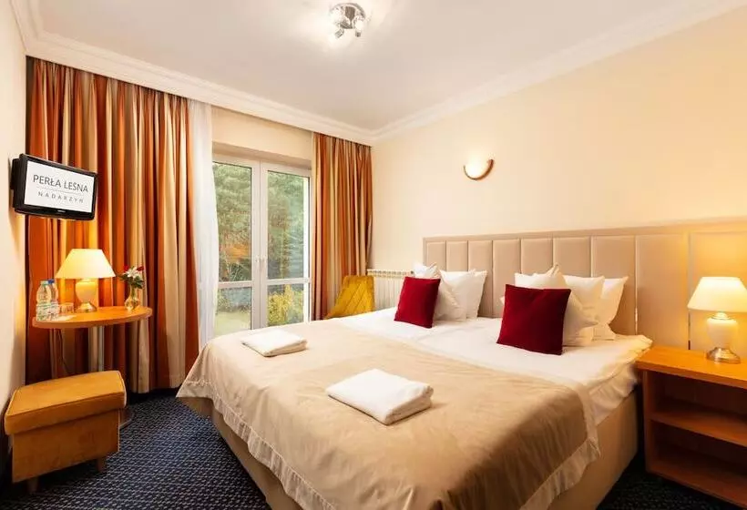 فندق فئة نجمة واحدة Perła Leśna Nadarzyn