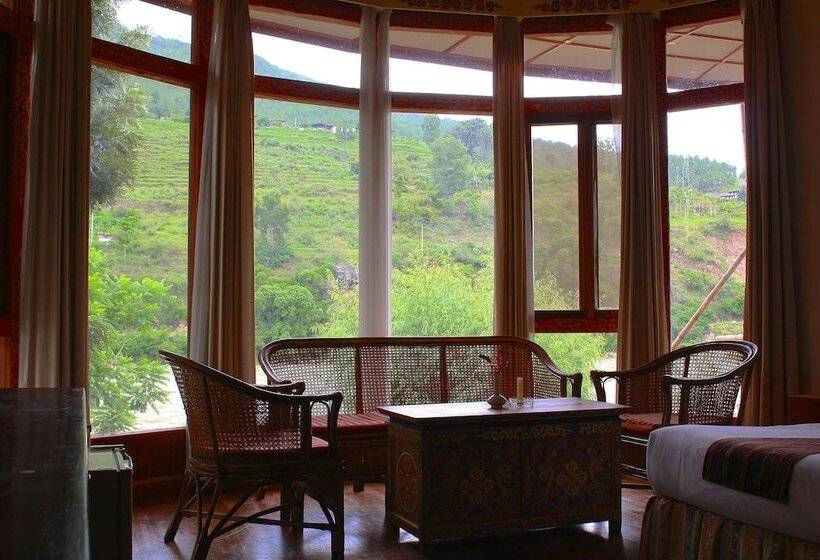 هتل Damchen Resort