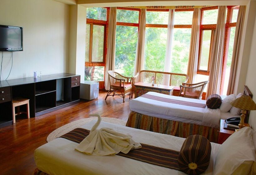 هتل Damchen Resort