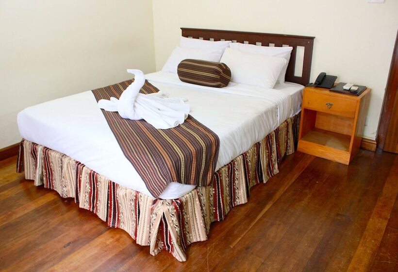 هتل Damchen Resort