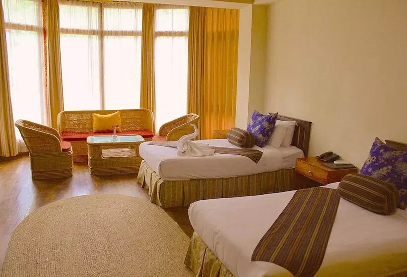 هتل Damchen Resort