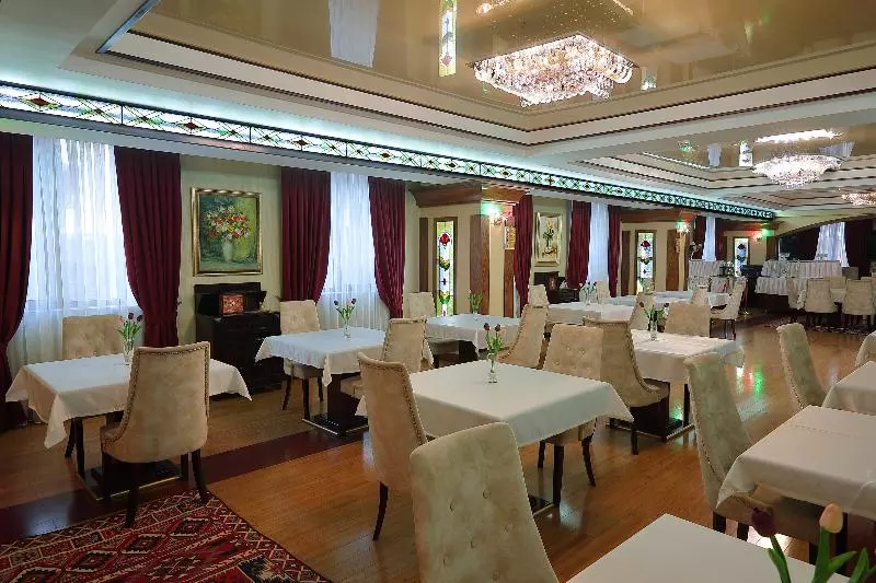 هتل Ganjali Plaza