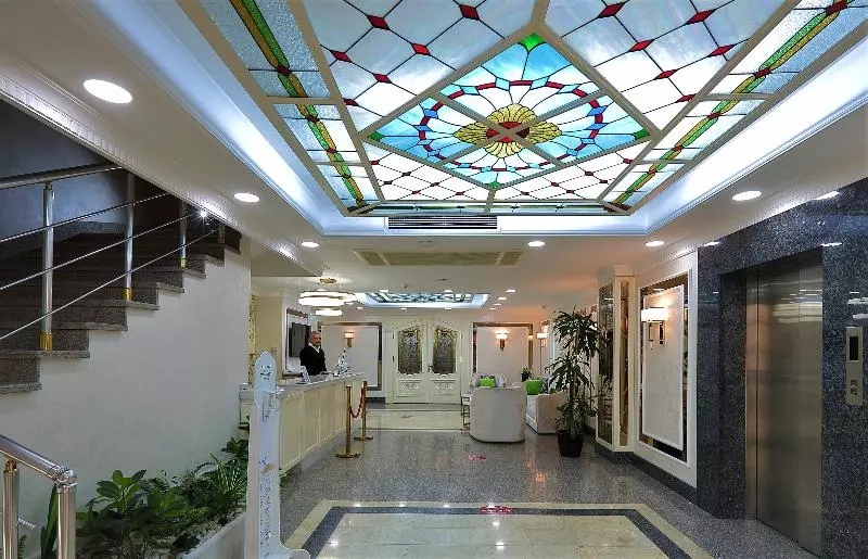 هتل Ganjali Plaza