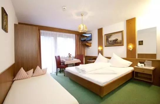 ホテル Gästeheim Prantl