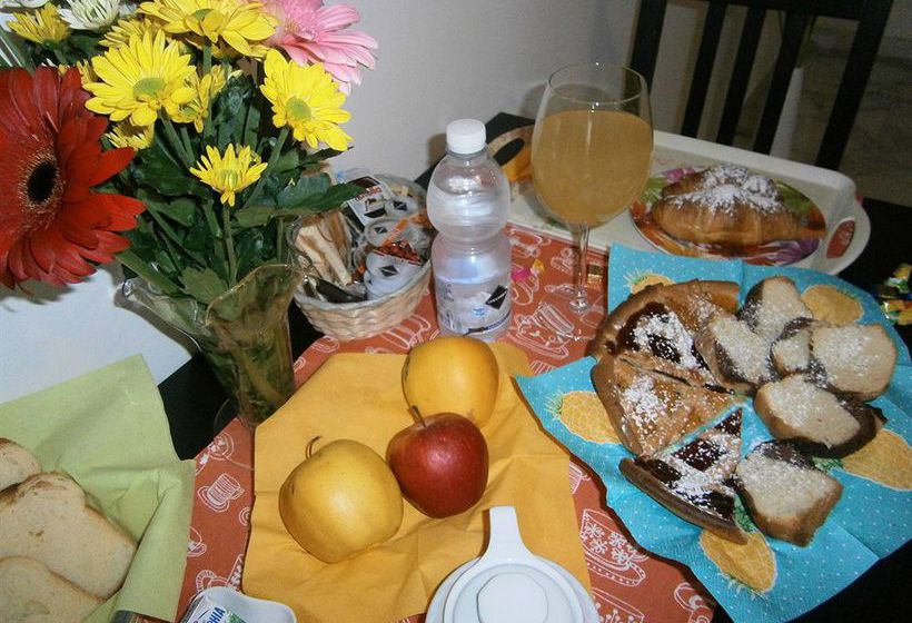 Отель Le Mille E Una Roma