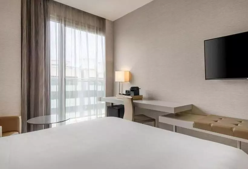 هتل SH Colón Valencia