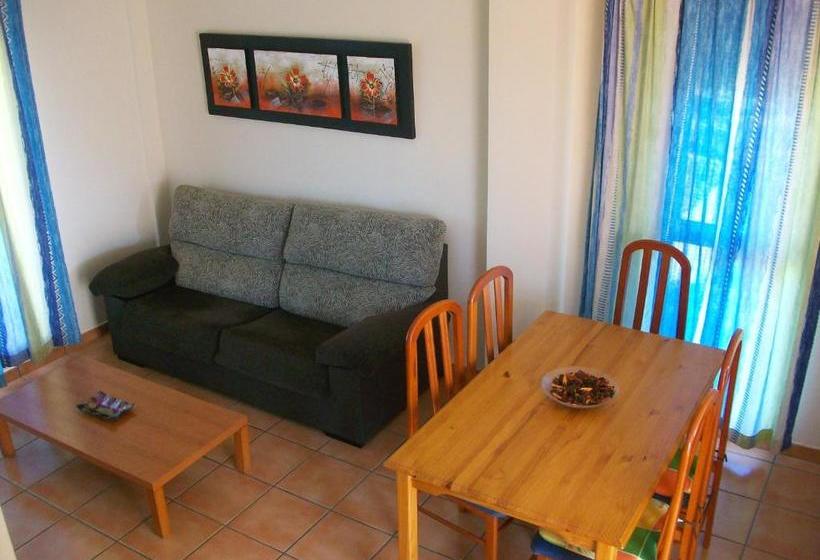 Apartamentos Par Tres   Oliva Nova