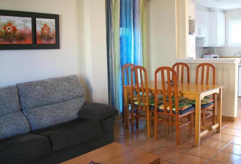 Apartamentos Par Tres   Oliva Nova