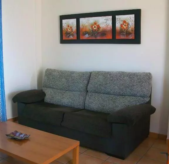 Apartamentos Par Tres Oliva Nova