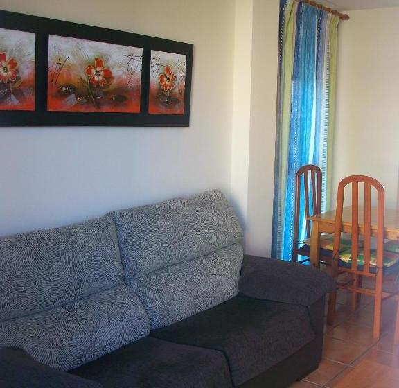 Apartamentos Par Tres   Oliva Nova