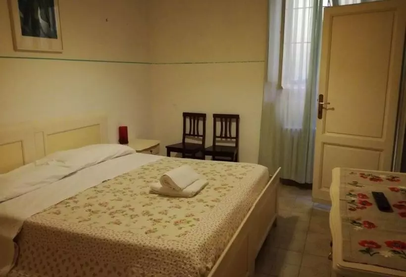 تختخواب و صبحانه Affittacamere Casa Corsi