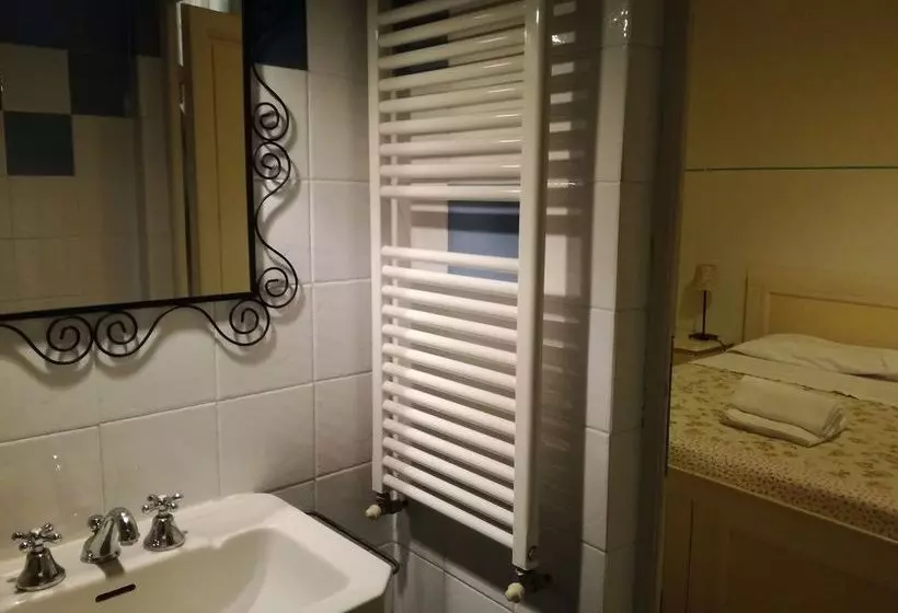 تختخواب و صبحانه Affittacamere Casa Corsi