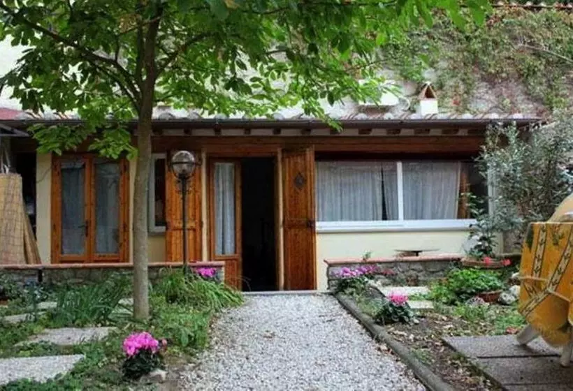 تختخواب و صبحانه Affittacamere Casa Corsi