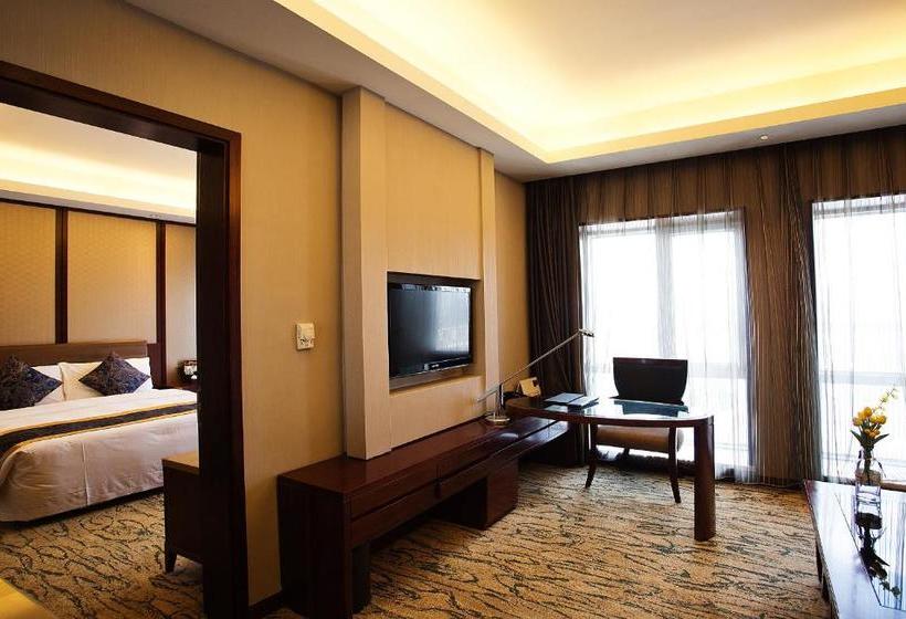 בית מלון כפרי Gloria Grand