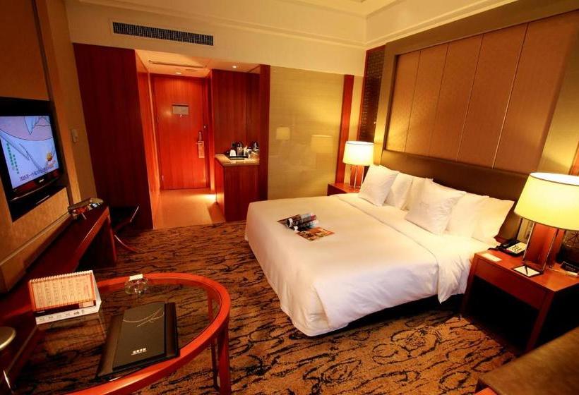 בית מלון כפרי Gloria Grand