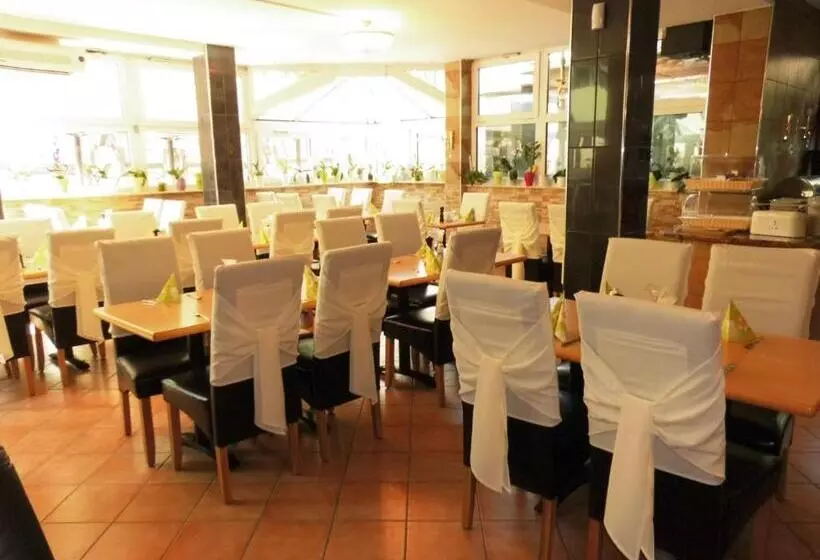 Aparthotel Guzulka & Restaurant