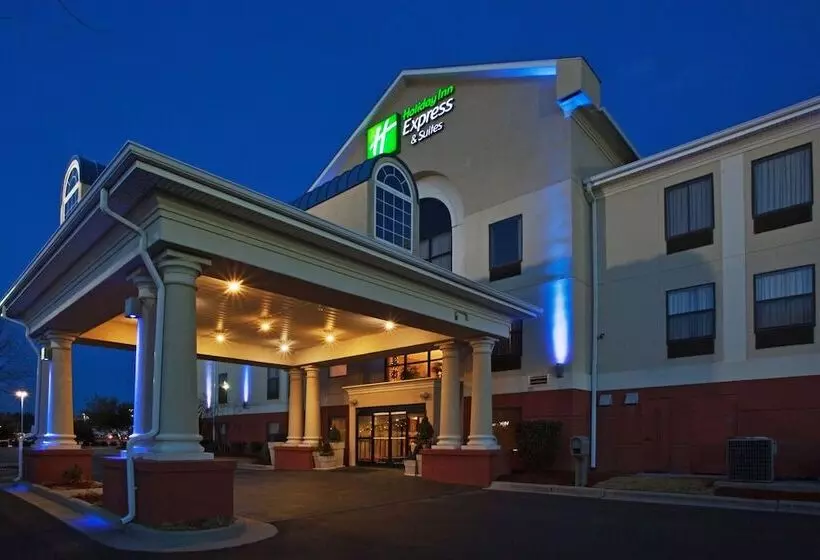 Holiday Inn Express Hotel & Suites Laurinburg, An Ihg
