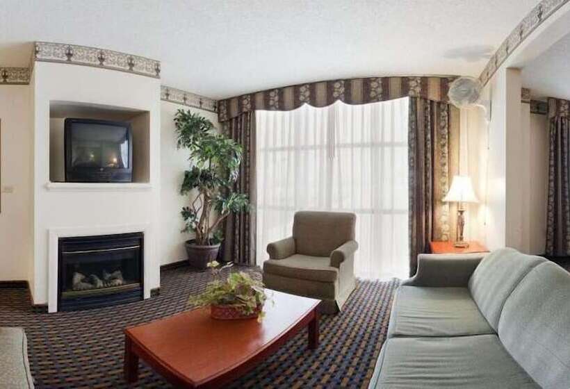 Holiday Inn Express Hotel & Suites Laurinburg, An Ihg