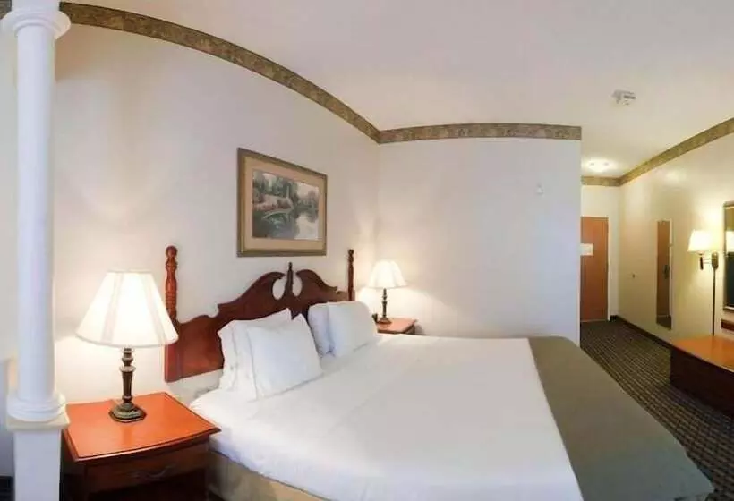 Holiday Inn Express Hotel & Suites Laurinburg, An Ihg