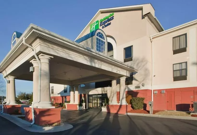 Holiday Inn Express Hotel & Suites Laurinburg, An Ihg