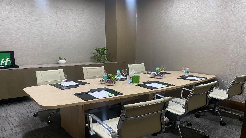 ホテル Holiday Inn New Delhi International Airport, An Ihg