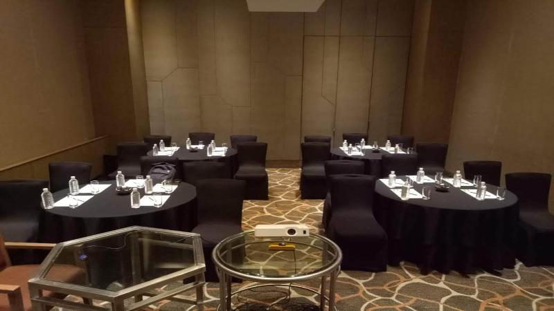 ホテル Holiday Inn New Delhi International Airport, An Ihg