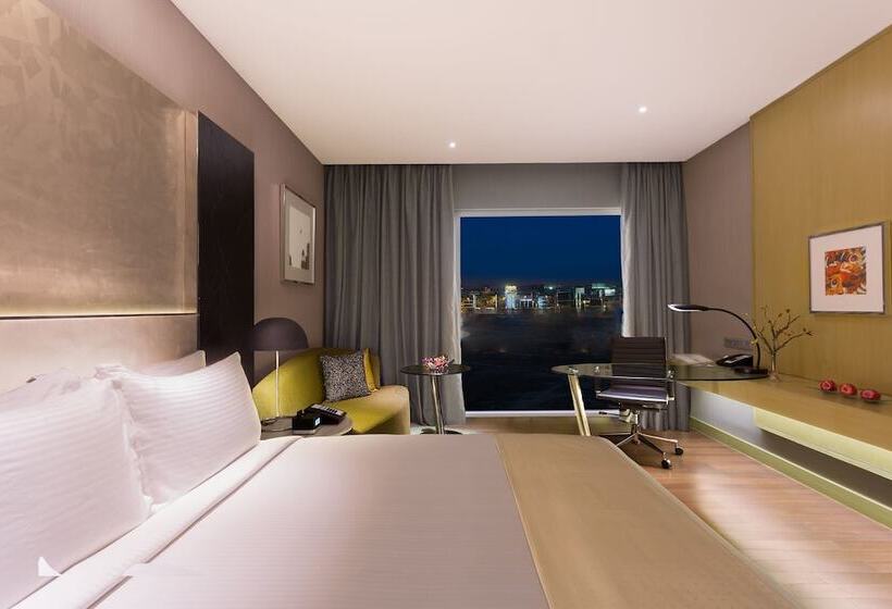 ホテル Holiday Inn New Delhi International Airport, An Ihg